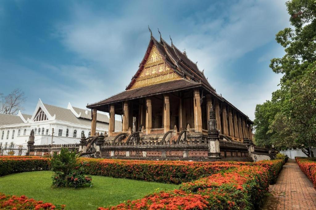 Continental Plaza Vientiane Hotell Ban Nongdouang Exteriör bild