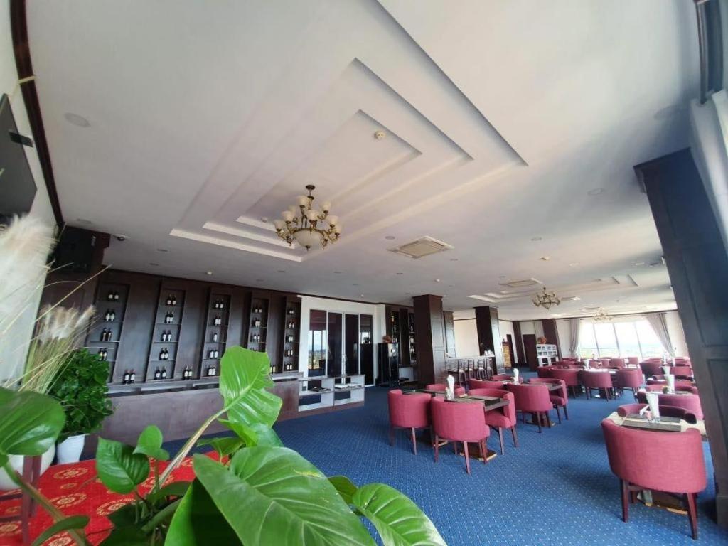 Continental Plaza Vientiane Hotell Ban Nongdouang Exteriör bild