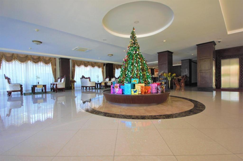 Continental Plaza Vientiane Hotell Ban Nongdouang Exteriör bild