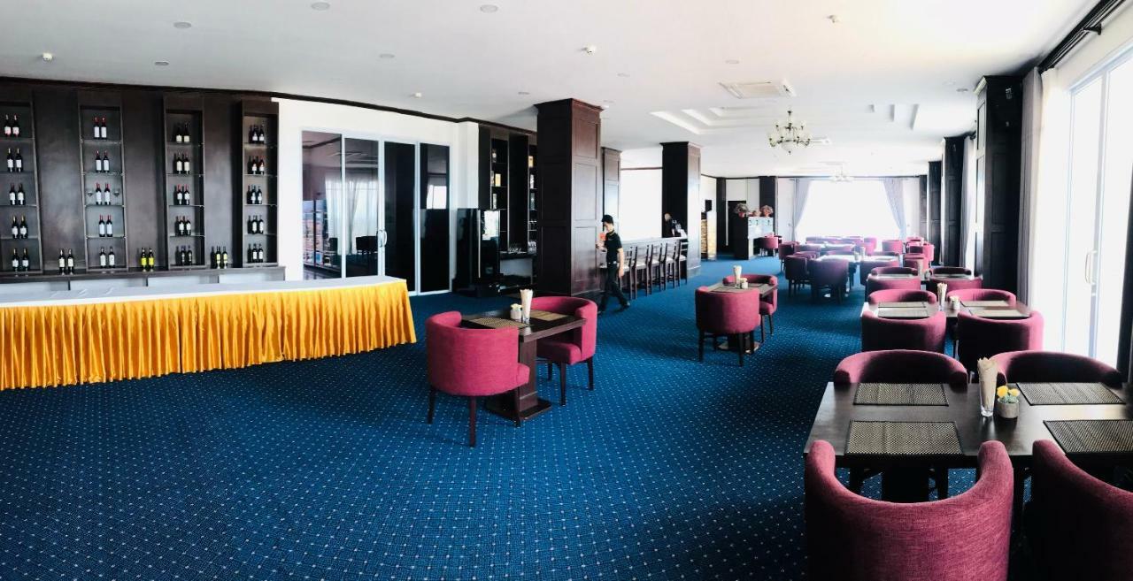 Continental Plaza Vientiane Hotell Ban Nongdouang Exteriör bild
