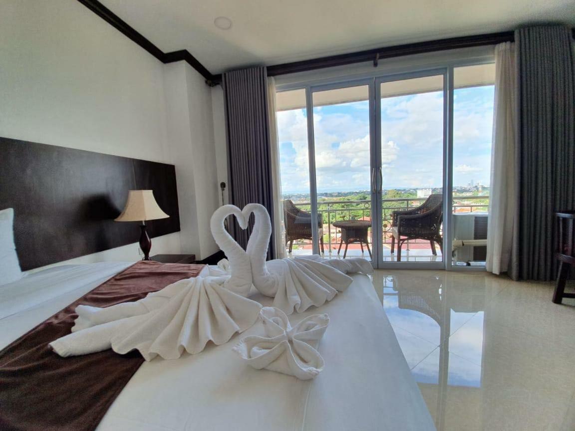 Continental Plaza Vientiane Hotell Ban Nongdouang Exteriör bild